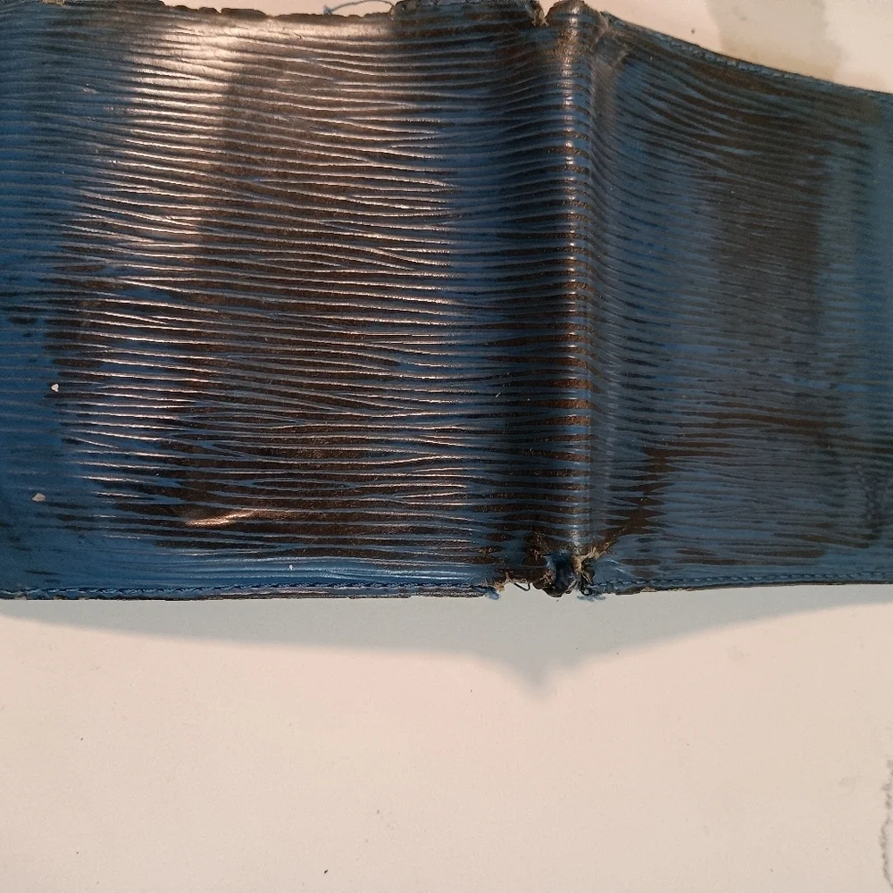 Louis Vuitton men's wallet blue